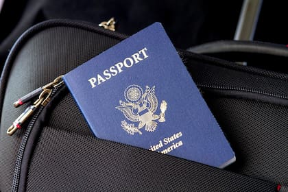 Los tiempos de procesamiento para recibir el pasaporte de Estados Unidos cambian según la demanda durante el año