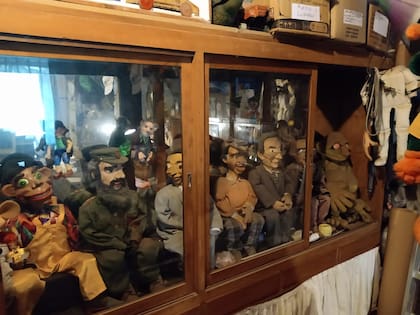 Los títeres y muñecos que hay en La casa del titiritero (Foto: Cecile Charré)