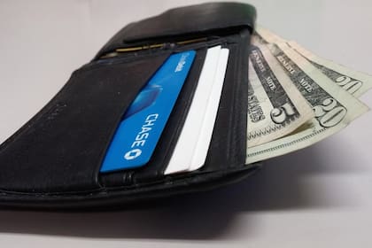 Los trabajadores de Florida percibieron un aumento el 30 de septiembre de 2025, por lo que la base se establece en US$14