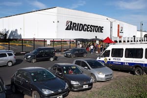 La empresa de neumáticos Bridgestone suspendió todas sus actividades en el país