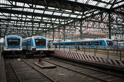 El Gobierno dispuso una sanción contra dos gremios del transporte que se sumaron al paro de la CGT