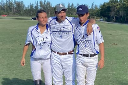 Los tres Cambiaso habían ganado juntos un torneo de 20 goles hace un par de años; ahora se dieron el gusto de compartir la cancha en el nivel de 26, y con una victoria de primera rueda.