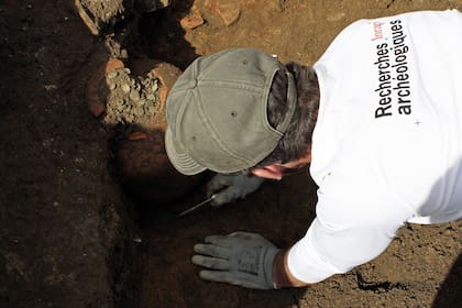 Los tres frascos hallados contenían en total más de 40.000 monedas romanas