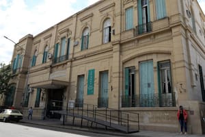 Los tres heridos por el tiroteo fueron enviados al Hospital Cullen, donde se confirmó la muerte de uno de ellos