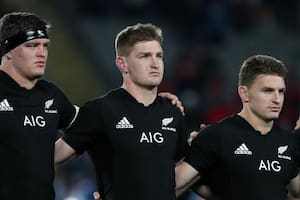 Los All Blacks siempre hacen historia: los tres hermanos Barrett, titulares