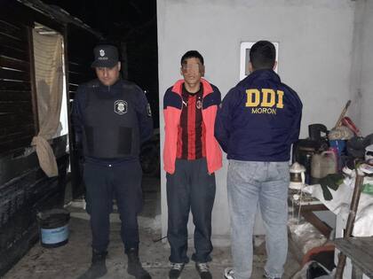 Los tres jóvenes fueron detenidos la madrugada del domingo