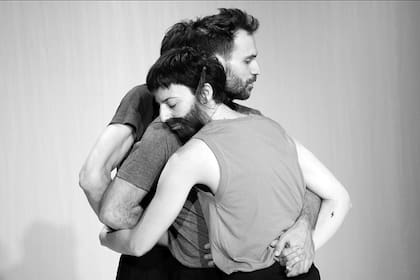 Los tres magníficos intérpretes de la obra de Diana Szeinblum, en un solo abrazo chacarero