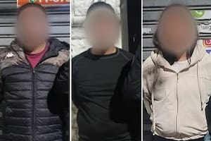 Tres detenidos cuando intentaban robar un local de indumentaria en Floresta