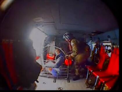 Los tripulantes fueron rescatados en una avioneta