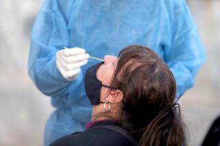 Vacaciones de invierno: dónde pueden testearse los turistas que ingresan o salen de CABA