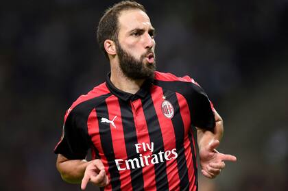 Los últimos seis meses Higuaín estuvo en Milan: marcó ocho goles en 22 partidos