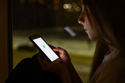 Los usuarios pueden enviar como documentos las fotos y videos a sus contactos