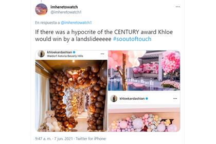 Los usuarios recorrieron la galería de Instagram de Khloé Kardashian y le reclamaron que promueva el reciclaje cuando utiliza cientos de globos de plástico en cada cumpleaños