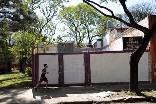 Los vecinos de Villa Ortúzar no aceptaron la construcción de un edificio en la Plaza Malaver