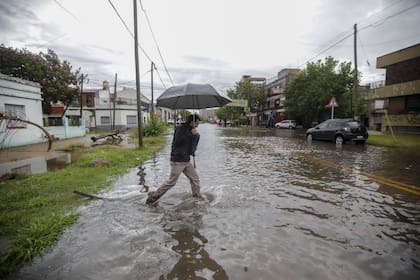 Los vecinos se quejan por la interrupción de una obra que evitaría las inundaciones 