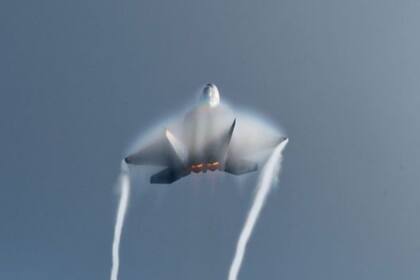 Los vehículos hipersónicos no siempre son armas, también pueden ser aviones u otros tipos de aeronaves cuya velocidad rompe la barrera del sonido