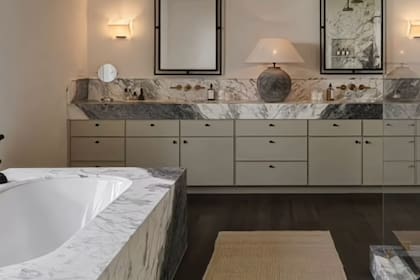 Los vendedores fueron Dave Keuning, guitarrista de The Killers, y su esposa, Emilie