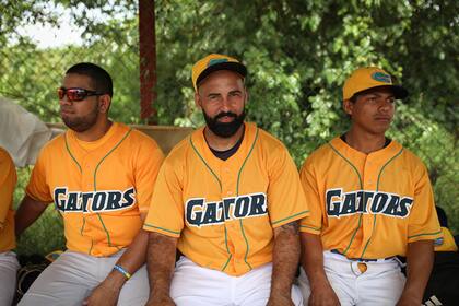 Los venezolanos consideran al sófbol como los argentinos el fútbol.