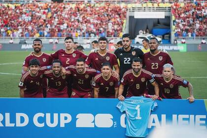 Los venezolanos deberán ganar ambos encuentros si quieren clasificar de forma directa (Instagram/@selevinotinto)