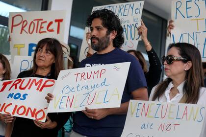 Los venezolanos que obtuvieron sus documentos de autorización de empleo (EAD), formularios I-797 y Formularios I-94 con fecha de vencimiento del 2 de octubre de 2026, mantendrán los beneficios del TPS