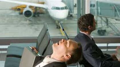 Los viajeros frecuentes suelen descansar y dormir mal