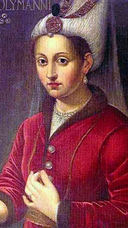 Los viajeros occidentales y los diplomáticos venecianos de la época se referían a Hürrem Sultan como "rusa", pero los estudiosos sostienen que esto era más un reflejo de sus orígenes geográficos que de su etnicidad.