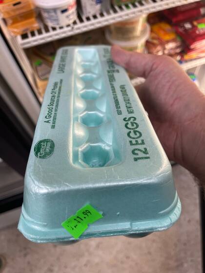 Los viajeros que transporten huevos crudos sin declararlos pueden enfrentar multas de hasta 10.000 dólares