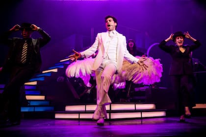 Los vínculos y el miedo al compromiso son algunos de los temas de esta obra originalmente estrenada en 1970