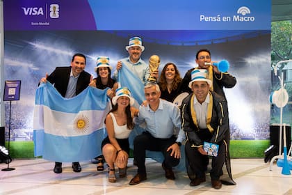 Los visitantes tuvieron la oportunidad de recorrer tres estaciones interactivas dedicadas a los hitos históricos alcanzados por la Selección Argentina.