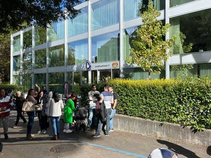 Los votantes argentinos en la ciudad de Berna, Suiza