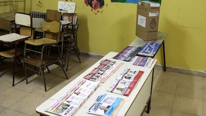 Los votantes están habilitados a votar desde las 8