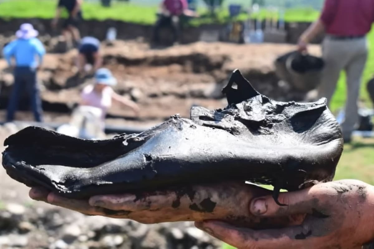 Encontraron ocho zapatos del Imperio romano y un detalle inusual descolocó a los arqueólogos