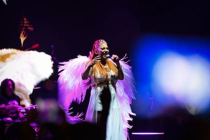 Lourdes Fernández demostró que la conexión con su público permanece intacta