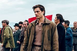 Luca Marinelli fue premiado en el Festival de Venecia por su protagónico en Martin Eden