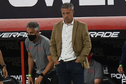 Lucas Pusineri tiene las intenciones, pero Independiente, sea en su versión titular como en la alternativa, sigue sin funcionar como pretende el hincha.