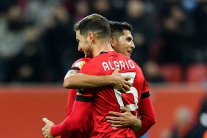 Lucas Alario y Exequiel Palacios, jugadores de Bayer Leverkusen, debutan en la Europa League