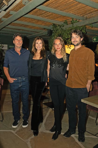 Lucas Bocchino y Andrea Frigerio con
Fini Bocchino y Conrado dell Aqua