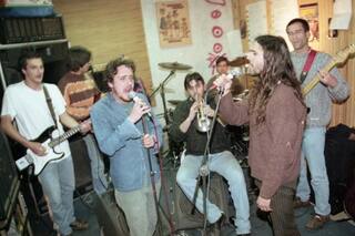 Murió Lucas De Azevedo, baterista de La Vela Puerca: el emotivo comunicado de la banda