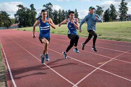 Divirtiéndose en las pistas: Lucas Molina, Nicolás Rojas y Daniel Vitarello