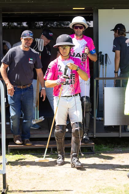 Lucas Monteverde acompaña a su hijo Lukin y a Polito Pieres