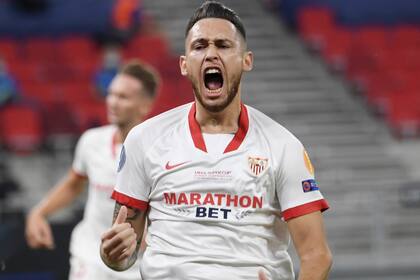 Goleador y titular indiscutible: Lucas Ocampos atraviesa un momento excepcional en Sevilla