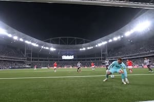 El insólito gol de Inter por el blooper del arquero de Botafogo