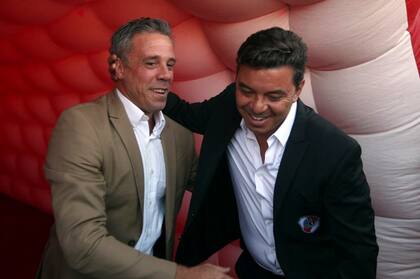 Lucas Pusineri, flamante DT de Independiente, y Marcelo Gallardo, que lleva 5 años y medio en River