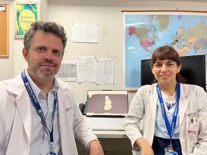 Lucas Ritacco y Cecilia Gadan desarrollaron el primer dispositivo depresor de lengua para radioterapia que se comercializará localmente