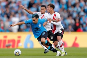 River le gana a Belgrano pero perdió a Acuña, lesionado, para el tramo decisivo del partido en Córdoba