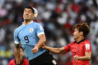 Lucho Suárez no estuvo fino, Uruguay sufrió ante Corea del Sur, y ahora lo espera Portugal