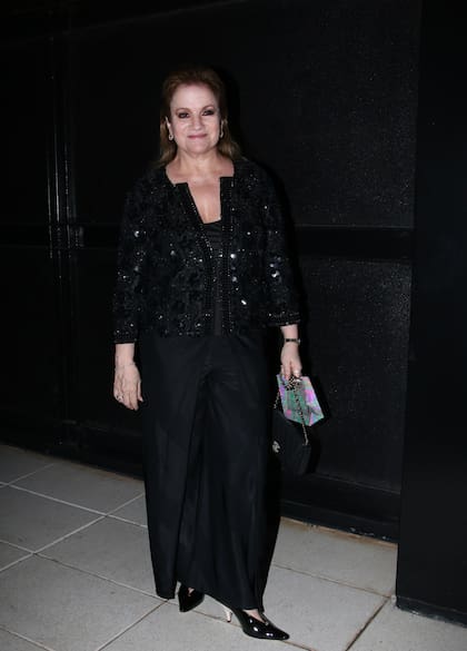 Lucía Galán, que está llevando a cabo una serie de conciertos con Pimpinela, dijo presente.