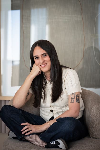 Lucia Solla Sobral presentará su novela "Comerás flores" en la Feria del Libro