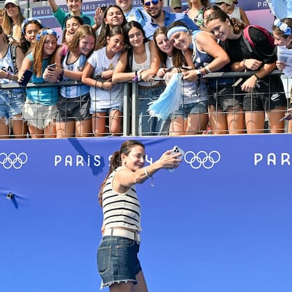 Luciana Aymar estuvo en los Juegos Olímpicos París 2024 y recibió el cariño del público