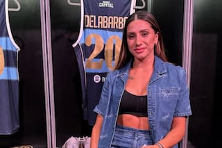 El relato de una jugadora de básquet que descubrió que las grababan en la ducha